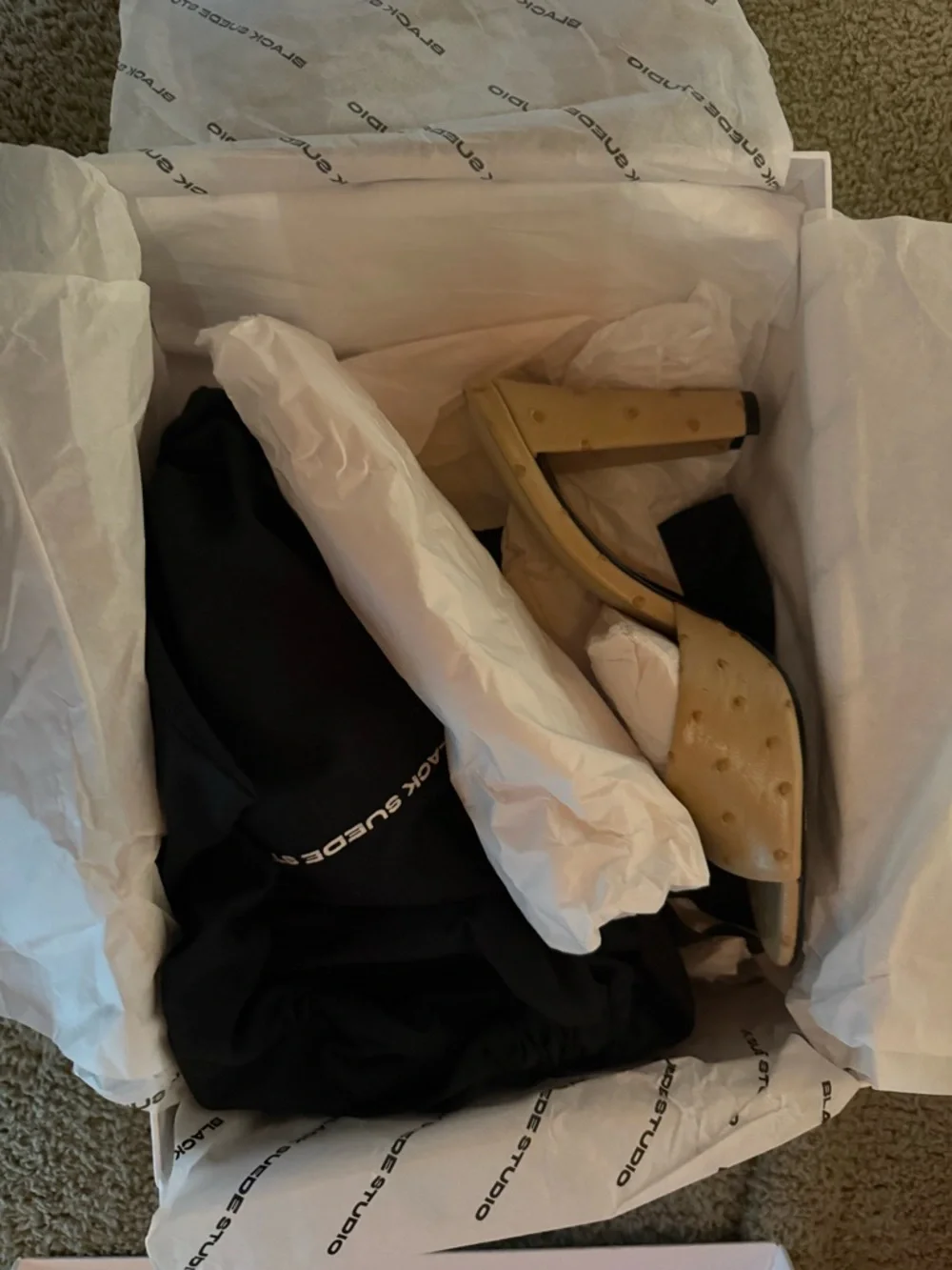 NIB Black Suede Studio Lila 95 Open-Toe Heels in Tan Ostrich - Picture 3 of 3